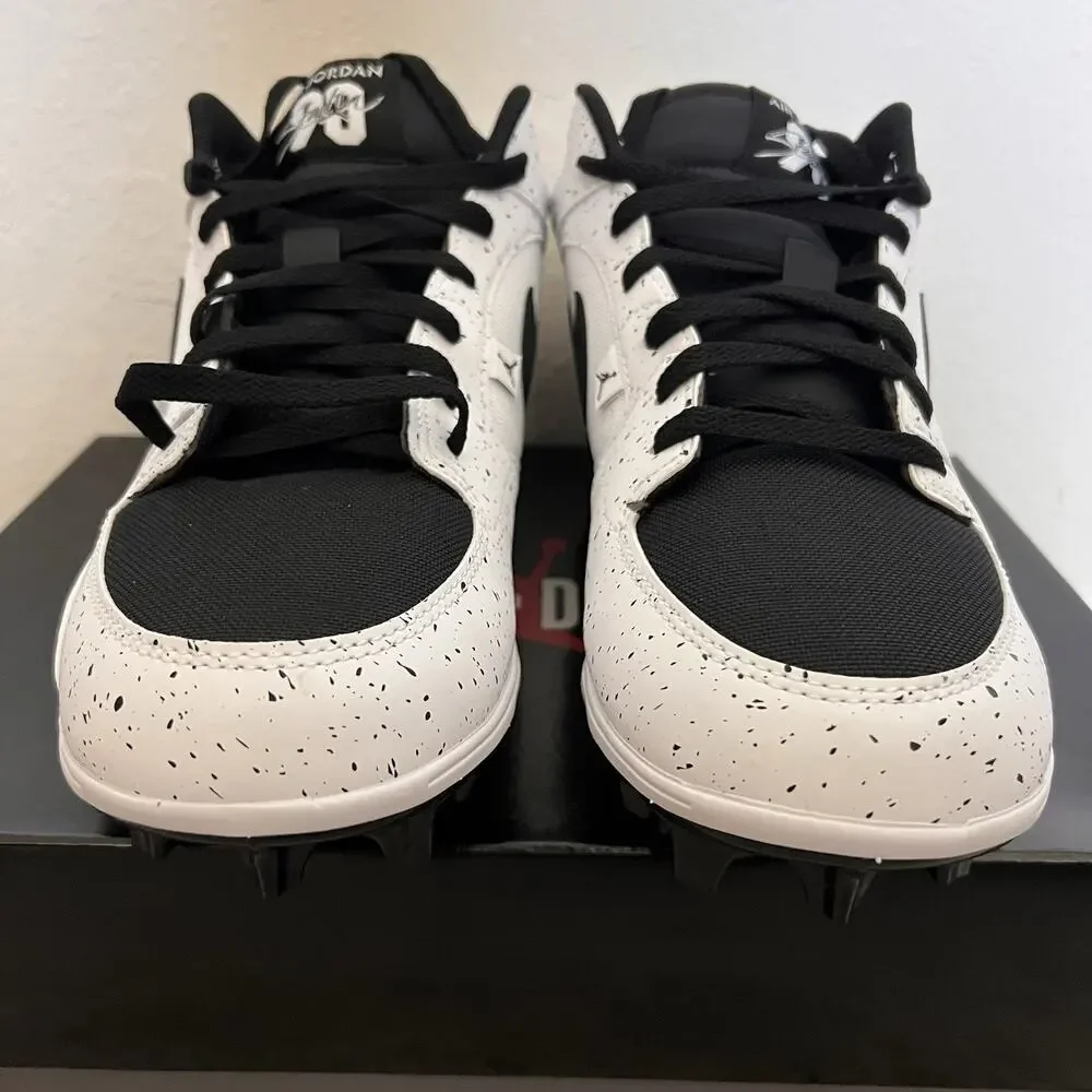 Jordan Stadium 90 Low TD White Black Football Cleats HQ0210-100 Size 10.5 New
